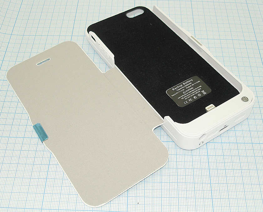 Аккумулятор/чехол для Apple iPhone 5 4200 mAh белый leather cover