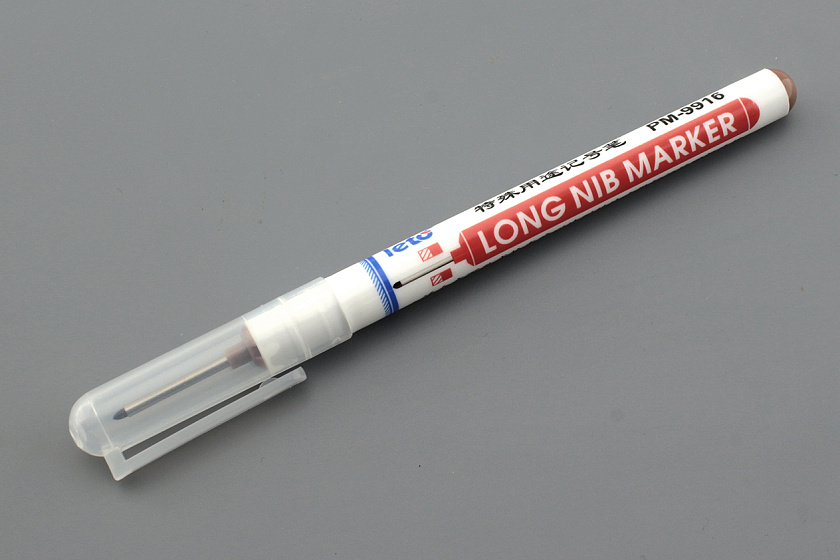 Маркер с тонким стержнем, коричневый