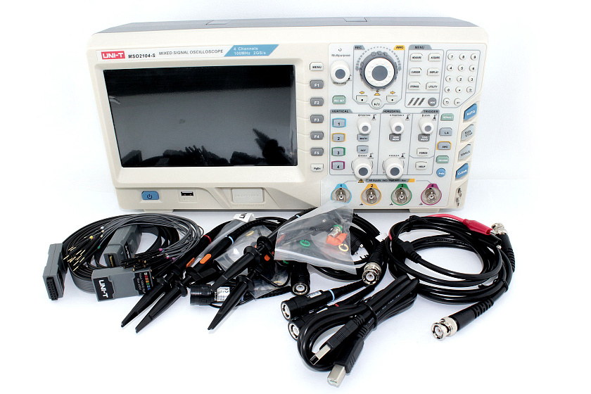  Цифровой осциллограф UNI-T MSO2104-S.